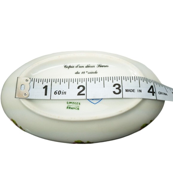 Vintage Limoges Castel Oval Porcelain Trinket Box with Roses and gold trim lid - Picture 6 of 6